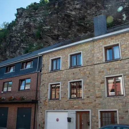 Semesterbostad Cielle Sous Roche